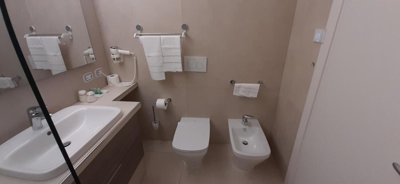 Delta Hotel Apartments San Donato Milanese Exterior foto